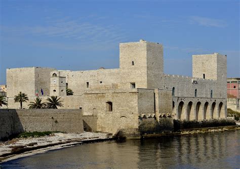 trani spiaggia sesso|shemale public beach trans spiaggia Search